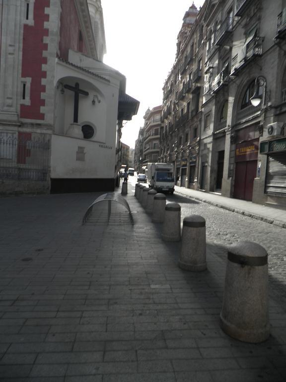 Apartamento Centro Plaza Salvador, Wifi Free& Parking Opcional Севилья Экстерьер фото